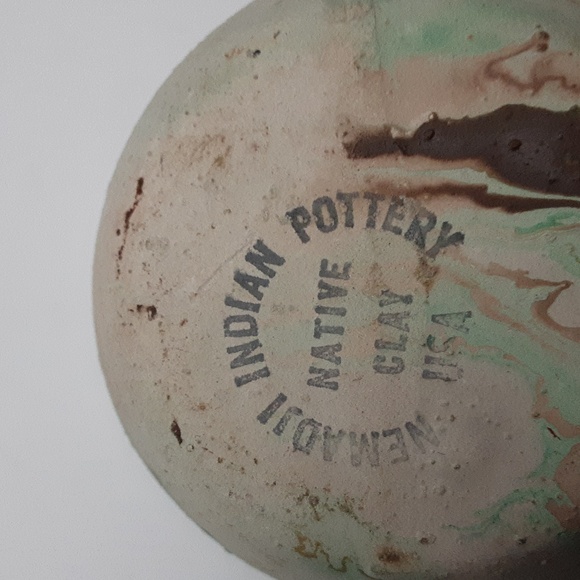 Vintage Nemadji Pottery Vase 3.5" Green/Brown Swirl - Picture 7 of 7